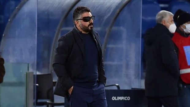 
	Afectiunea de care sufera Gattuso! &quot;Voi reveni si voi fi si mai frumos decat inainte!&quot; Antrenorul lui Napoli a aparut la ultimele meciuri cu o infatisare de pirat
