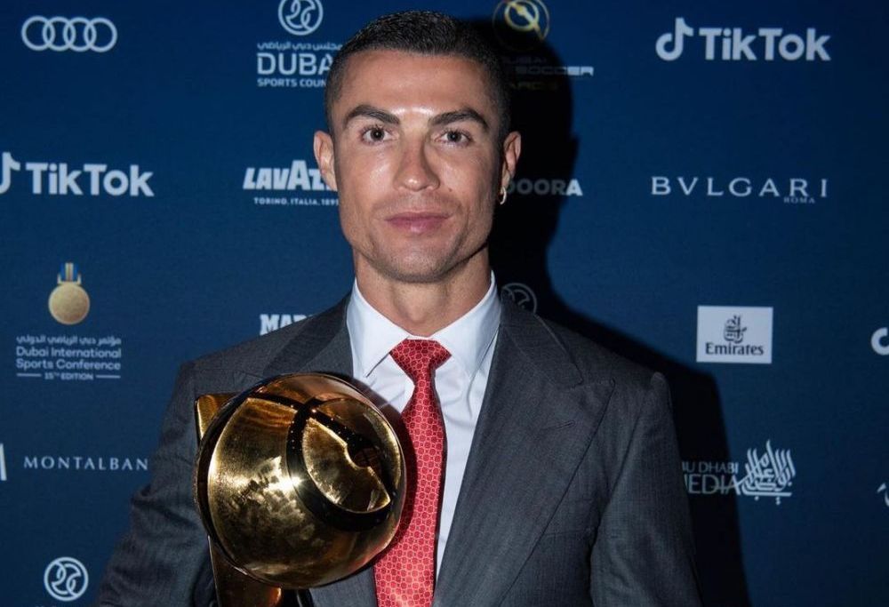 Ceasul lui Cristiano Ronaldo despre care vorbeste toata planeta! Bijuteria de 1.5 milioane de euro cu care a mers la gala Globe Soccer Awards_7