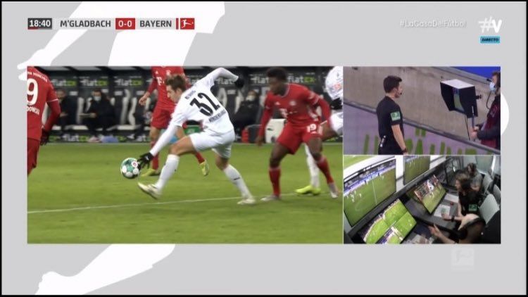 CUM sa faci asa ceva?! Penalty incredibil in Gladbach - Bayern! Nici arbitrului nu i-a venit sa creada si a cerut ajutorul VAR | Bayern, intoarsa de la 2-0 si BATUTA_1