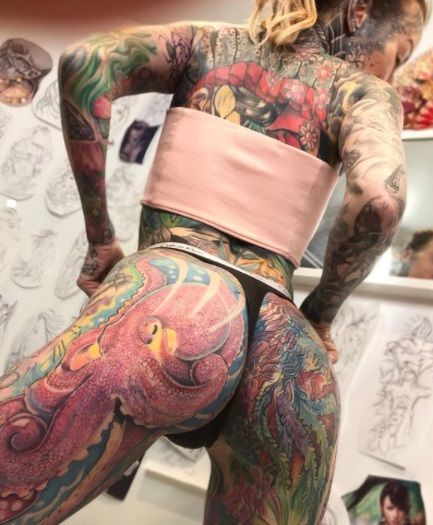 Ce nebunie! Cea mai tatuata femeie din lume a depasit orice limita. Care e zona corpului de care nu vrea sa se atinga_8