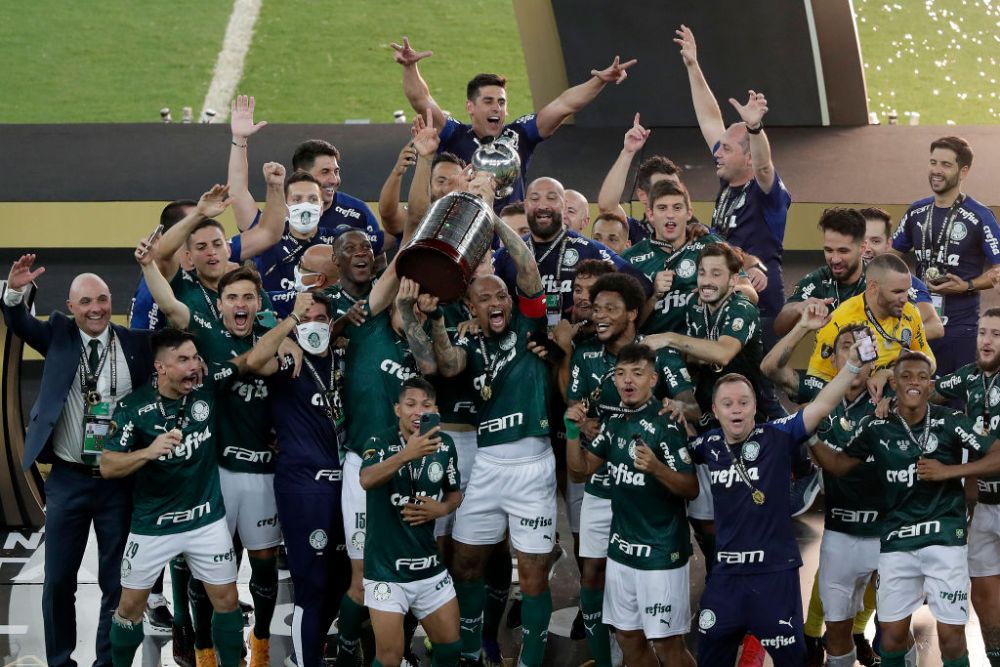 SPECTACOL pe strazile din Brazilia dupa finala Copei Libertadores! Palmeiras a castigat al doilea trofeu din istorie cu un gol inscris in minutul 99! Imagini INCREDIBILE_16