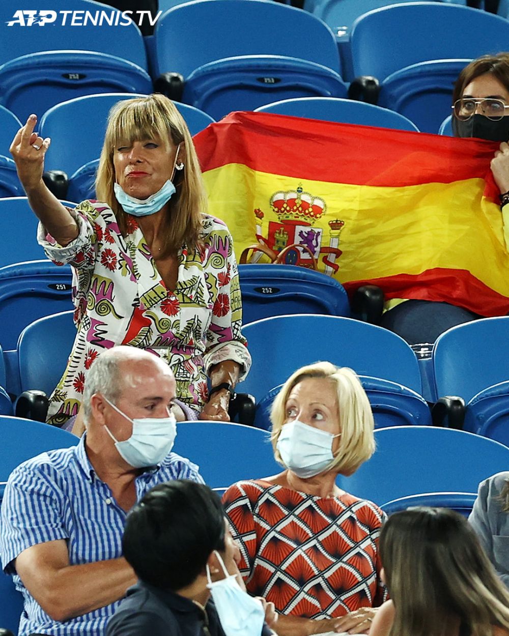 IMAGINEA ZILEI o are in prim-plan pe spectatoarea care i-a aratat degetul mijlociu lui Rafael Nadal | Reactia GENIALA a spaniolului din conferinta de presa _3