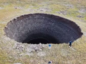 
	S-a rezolvat misterul craterelor uriase aparute din senin in Siberia. O forta supraomeneasca e de vina
