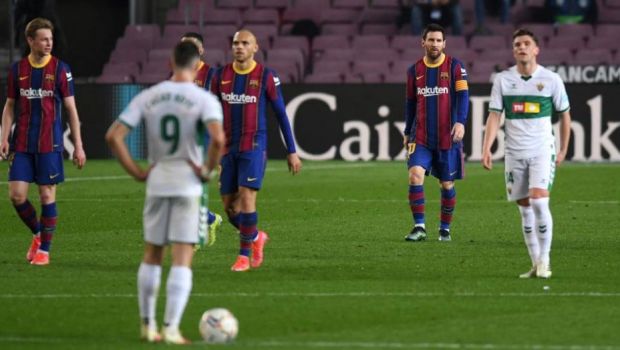 
	Barcelona o ZDROBESTE pe Elche si se apropie de liderul Atletico! &#39;Zeul&#39; Messi a luat meciul pe cont propriu si a reusit o dubla
