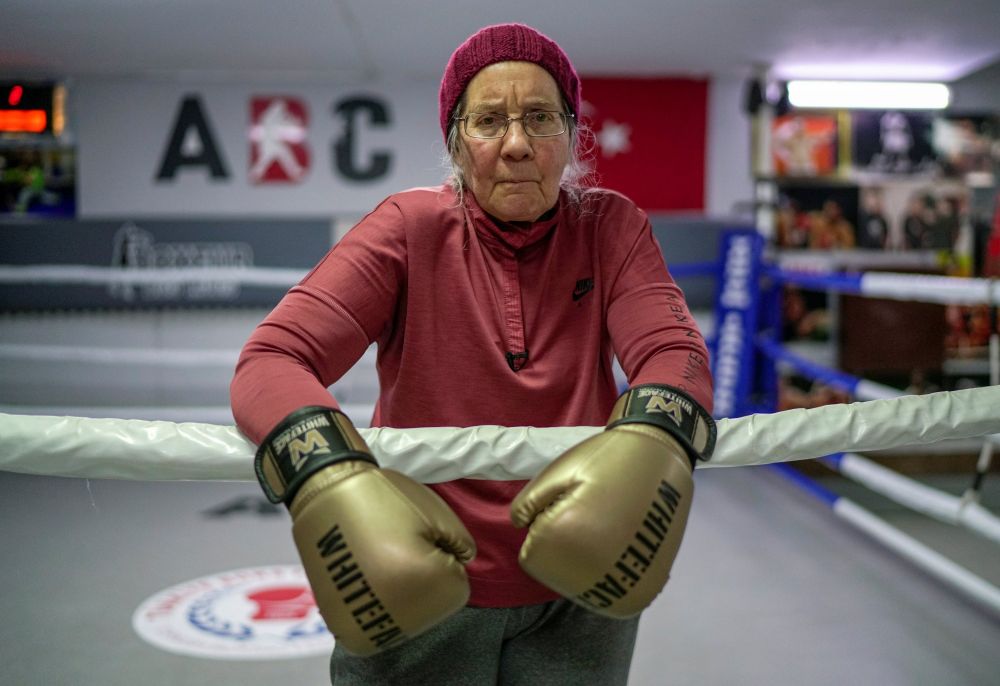 Are 75 de ani, dar merge de trei ori pe saptamana la sala de box! Povestea bunicutei din Turcia care a uimit lumea_2