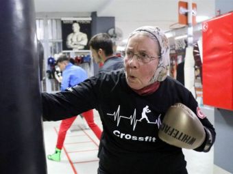 
	Are 75 de ani, dar merge de trei ori pe saptamana la sala de box! Povestea bunicutei din Turcia care a uimit lumea
