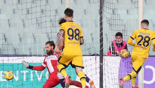 
	Mihaila, primul gol in Serie A dupa o faza la care a contribuit si Man! Parma rateaza victoria dupa un autogol in prelungiri! AICI ce s-a intamplat in Fiorentina 3-3 Parma
