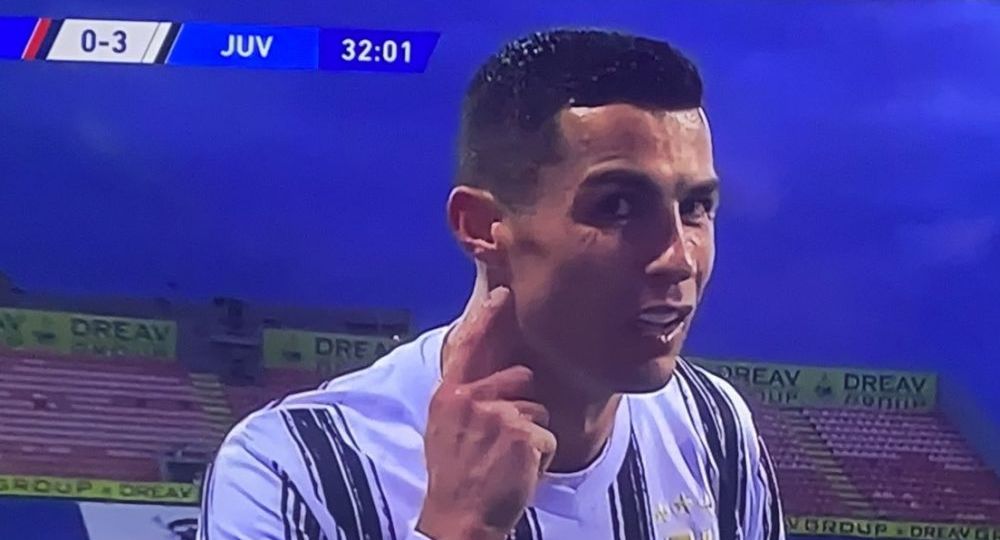 "Ce-ati spus, ca nu prea v-aud?!" Ronaldo, MONSTRUOS! A dat 3 goluri in 22 de minute, apoi s-a dus direct la camere! Ce a putut sa faca_2