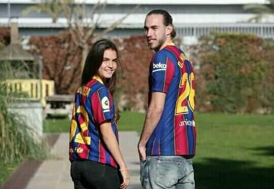 Fratele si sora care joaca pentru Barcelona. Fratii Mingueza vor sa scrie istorie pentru catalani_4