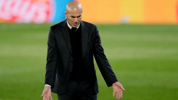 
	Zidane, cel mai iubit dintre pământeni. Dorit pe banca lui United, francezul are alte două variante provocatoare
