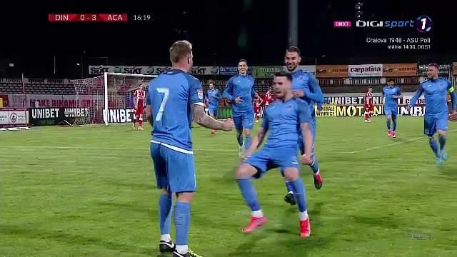 Reactia fabuloasa a lui Gigi Multescu dupa golul mondial primit direct din corner de la Moulin! Ce a facut antrenorul lui Dinamo la marginea terenului_5