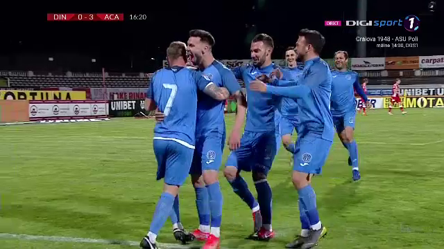 Reactia fabuloasa a lui Gigi Multescu dupa golul mondial primit direct din corner de la Moulin! Ce a facut antrenorul lui Dinamo la marginea terenului_6