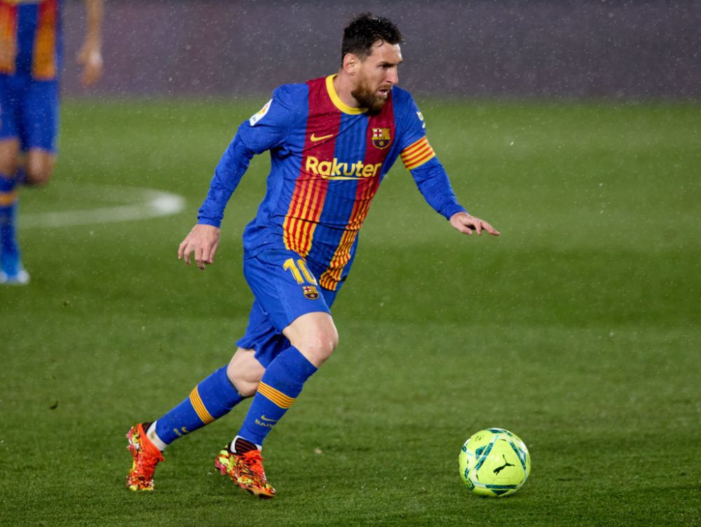 Messi l-a atentionat pe arbitru in timpul meciului! Ce i-a zis starul Barcelonei si ce record negativ a stabilit in fata rivalilor de la Real_1