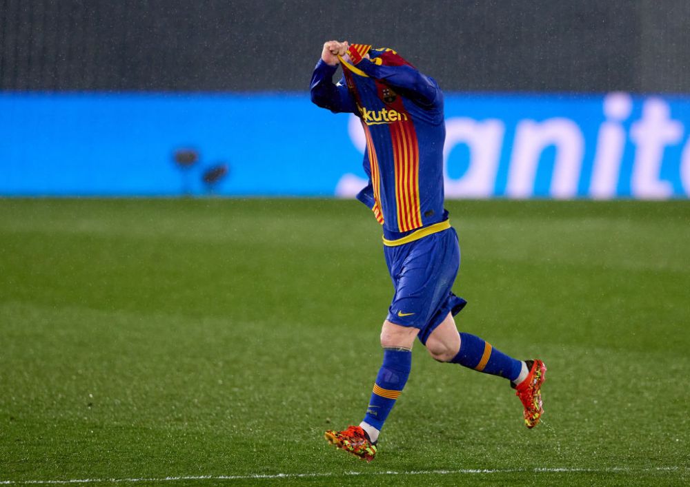 Messi l-a atentionat pe arbitru in timpul meciului! Ce i-a zis starul Barcelonei si ce record negativ a stabilit in fata rivalilor de la Real_4