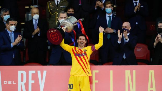 
	Messi zambeste din nou la Barcelona! :) Victorie categorica a catalanilor in finala Cupei Spaniei! Aici ai ce s-a intamplat in Bilbao 0-4 Barcelona
