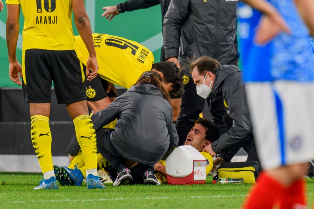 Accidentare horror la meciul lui Dortmund! Haaland nici nu s-a putut uita la coechipierul sau! Atentie, imagini cu puternic impact emotional_3