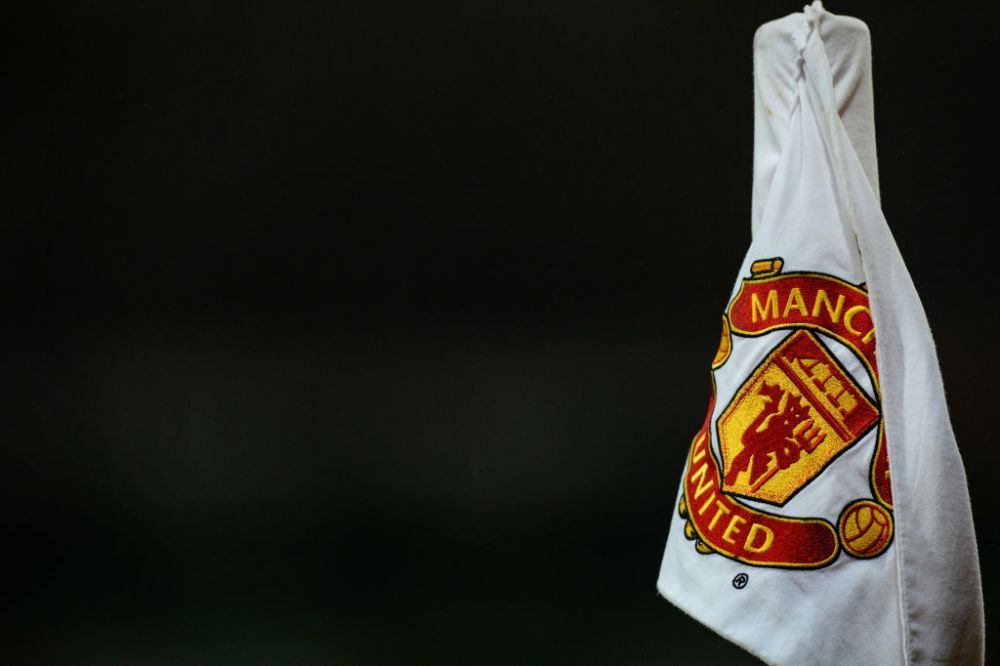 Fanii lui United au furat un steag de pe Old Trafford! Ce a urmat este incredibil_2