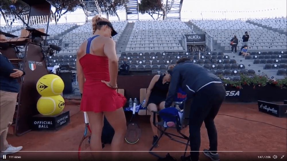 A plans de durere! Momentul in care Simona Halep s-a accidentat brusc in meciul cu Kerber si nu a mai putut sa faca niciun pas! Sanse minime de participare la Roland Garros_2