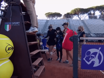 
	A plans de durere! Momentul in care Simona Halep s-a accidentat brusc in meciul cu Kerber si nu a mai putut sa faca niciun pas! Sanse minime de participare la Roland Garros
