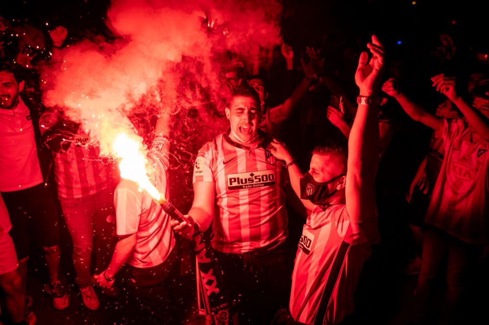Imagini incredibile din Spania! Vedetele lui Simeone au dansat pe strazi cu fanii dupa ce Atletico a cucerit titlul! Gestul emotionant al lui Koke_4