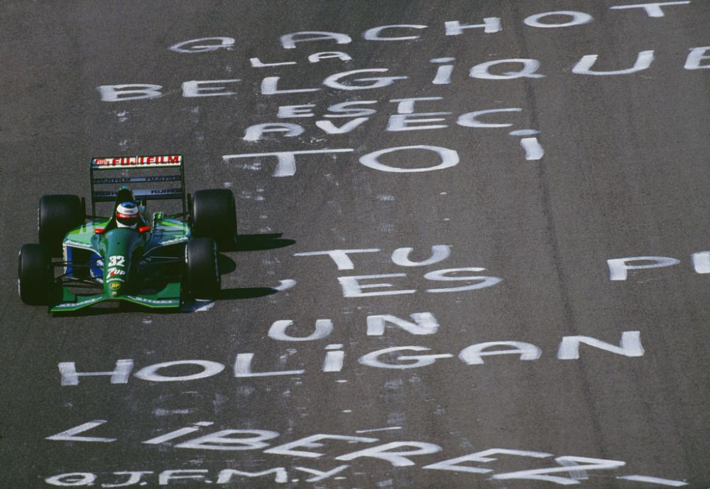 Masina cu care Michael Schumacher a debutat in Formula 1, scoasa la vanzare pentru o suma impresionanta_1