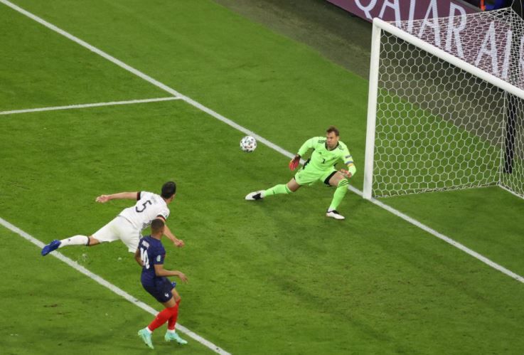 Nu au tinut pasul cu ei! :) Mbappe a facut spectacol pe teren! Hummels a inscris in propria poarta! Doua goluri anulate pentru francezi! Aici ai tot ce s-a intamplat in Franta 1-0 Germania_6