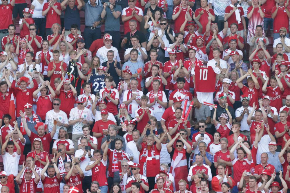 Atmosfera fantastica in Danemarca! Belgienii, coplesiti de entuziasmul unui stadion aproape plin! Gestul superb din minutul 10, pentru sustinerea lui Eriksen_1