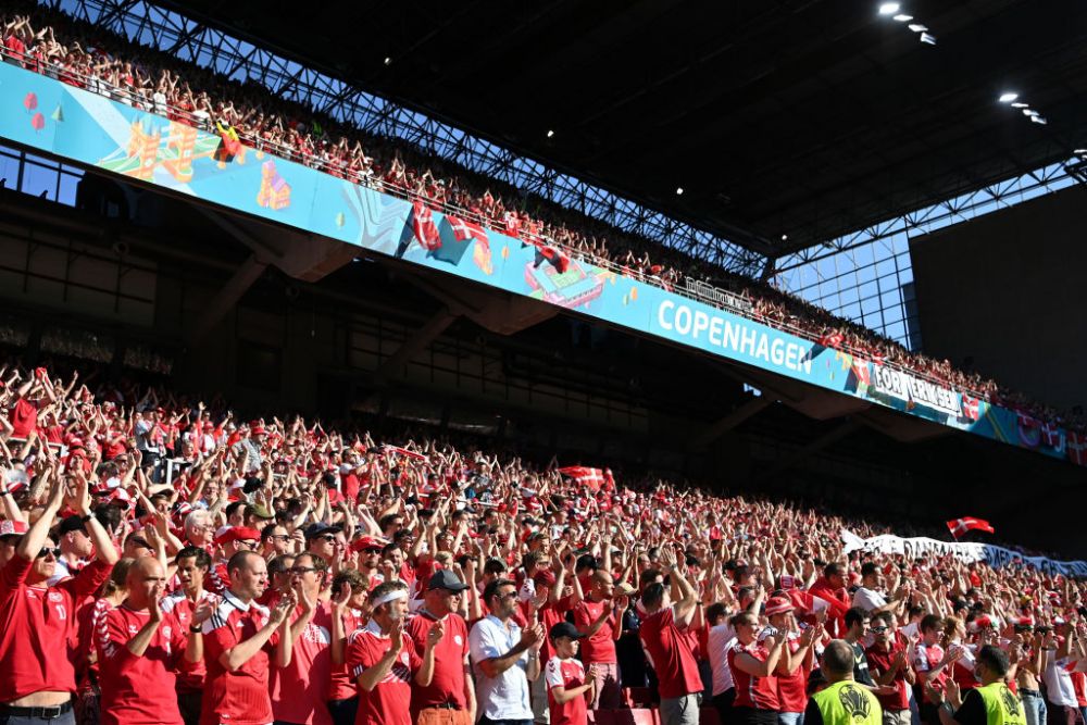 Atmosfera fantastica in Danemarca! Belgienii, coplesiti de entuziasmul unui stadion aproape plin! Gestul superb din minutul 10, pentru sustinerea lui Eriksen_2