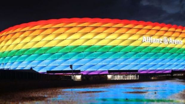 
	UEFA a hotarat! Cererea activistilor LGBT si a Consiliului din Munchen a fost respinsa! Allianz Arena nu va fi luminata in culorile curcubeului!
