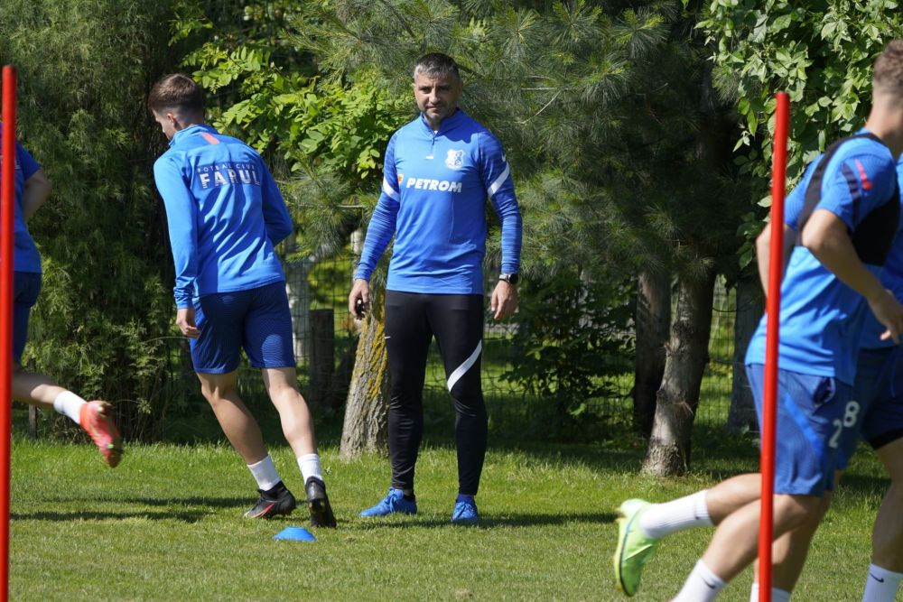 Gica Hagi a condus primul antrenament al Farului Constanta! 28 de fotbalisti, sub comanda "Regelui" in cantonamentul de la Brasov_2