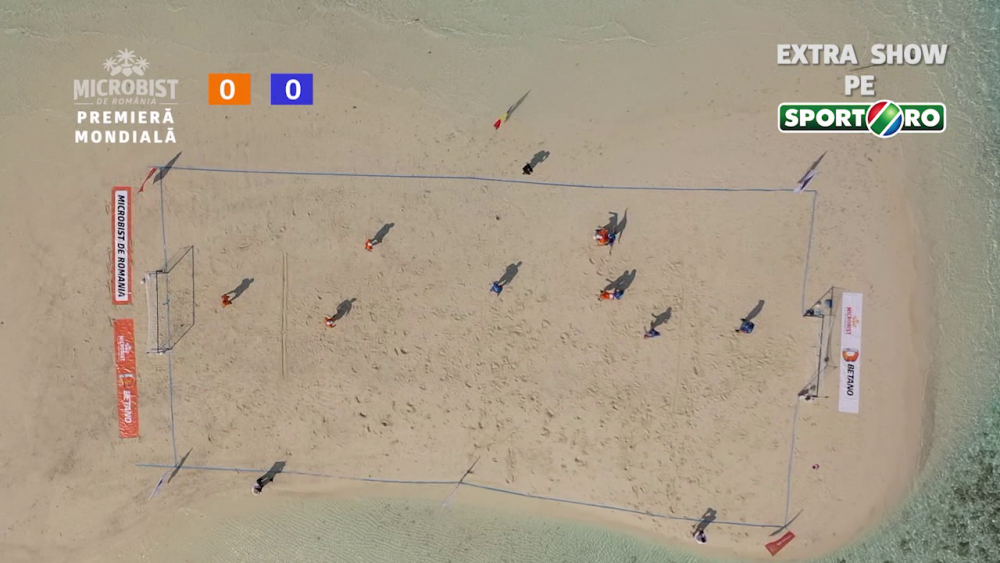 Premiera mondiala! Romanii au jucat fotbal pe un banc de nisip, in mijlocul oceanului. Imaginile incredibile care au cucerit internetul_5