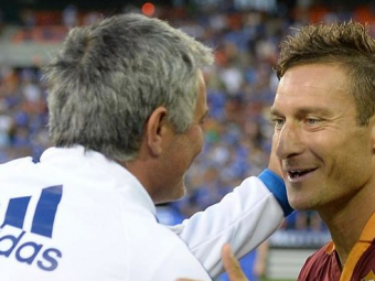 
	Mourinho catre Totti: &quot;Ar fi fost o onoare sa te antrenez&quot; Ce i-a transmis legenda Romei
