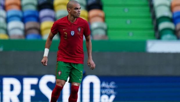 
	E cel mai in varsta jucator de la EURO 2020, dar are fizicul unui sportiv de 24 de ani! Ce mananca Pepe pentru a se mentine  
