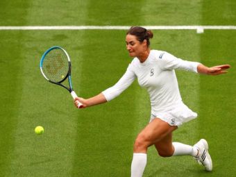 
	Monica Niculescu, invinsa de Aryna Sabalenka, 6-1, 6-4 in meciul de deschidere al Wimbledon 2021. Mihaela Buzarnescu vs. Venus Williams a fost amanat pentru marti&nbsp;
