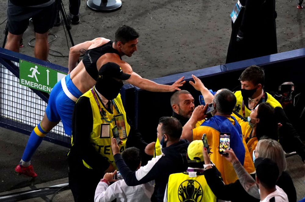 Nebunia de pe Wembley si suspansul de la Ucraina - Suedia au facut o noua zi de spectacol la Euro 2020! Imaginile zilei arata emotia pura a suporterilor_6