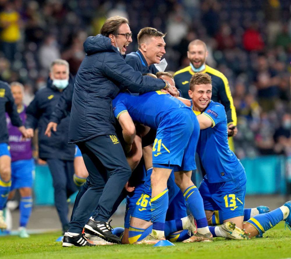 Nebunia de pe Wembley si suspansul de la Ucraina - Suedia au facut o noua zi de spectacol la Euro 2020! Imaginile zilei arata emotia pura a suporterilor_7