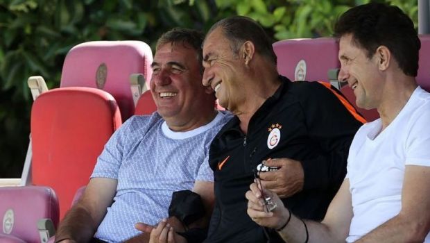 
	S-a aflat motivul pentru care Hagi si Popescu au fost la Galatasaray! Clipul postat pe contul oficial al clubului
