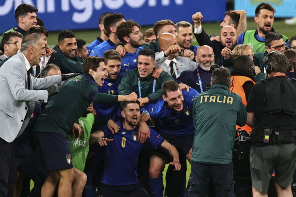 EXCLUSIV | "Pe Chiesa si Insigne daca ii lasi sa intre cu dreptul in centru, te executa! " Victor Piturca a analizat jocul echipelor care s-au batut pentru un loc in finala Euro 2020_1