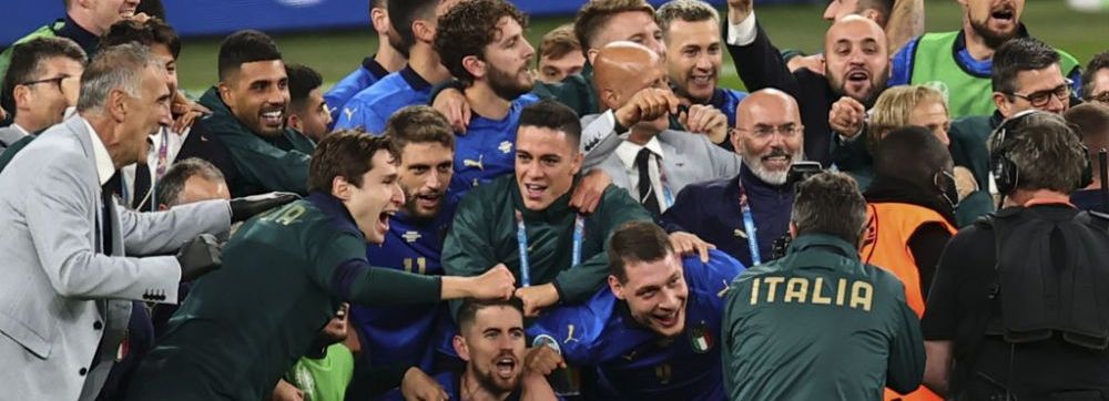 EXCLUSIV | "Pe Chiesa si Insigne daca ii lasi sa intre cu dreptul in centru, te executa! " Victor Piturca a analizat jocul echipelor care s-au batut pentru un loc in finala Euro 2020_7