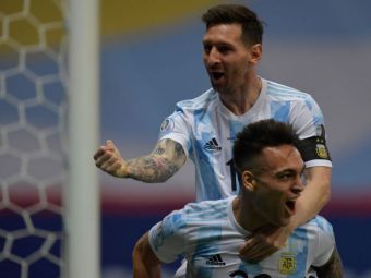 
	Lionel Messi, insangerat in semifinalele Copa America. A jucat accidentat din minutul 57, iar imaginile cu el au facut inconjurul lumii&nbsp;

