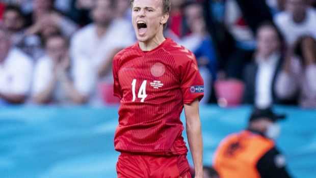 
	Damsgaard intra in istoria Campionatului European! Performanta incredibila realizata de tanarul star danez
