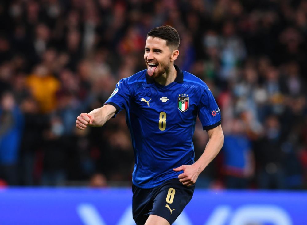 Rateaza Messi Balonul de Aur? Fotbalistul italian care i-ar putea "sufla" starului din Argentina pretiosul trofeu_2