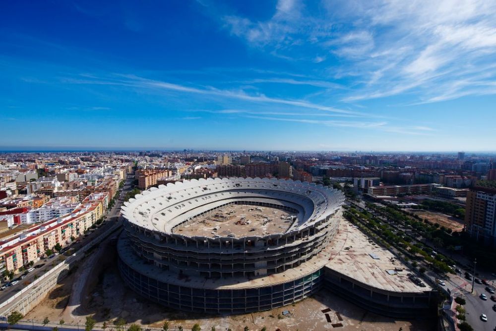 Stadionul de 300 de milioane de euro a ajuns o ruina! Arena trebuia sa fie inaugurata in 2009 _2