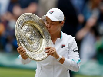 
	Mesajul Simonei Halep pentru Ashleigh Barty, dupa ce si-a pierdut statutul de campioana en-titre a turneului de la Wimbledon! Cate locuri va cadea romanca in clasamentul WTA
