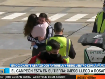 Imagini superbe cu Messi! S-a intors in Rosario si s-a intalnit cu Antonela chiar pe pista din aeroport! Cum au fost surprinsi