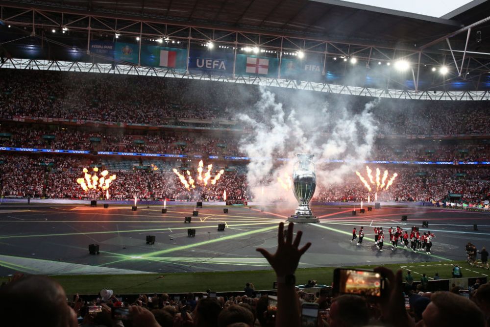 Show total inainte de finala Euro 2020 dintre Italia si Anglia! Artificii, coregrafie si un trofeu urias pentru un spectacol de poveste   _6