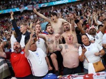 
	Imagini regretabile pe Wembley! Gestul incalificabil facut de suporterii englezi in timpul intonarii imnurilor
