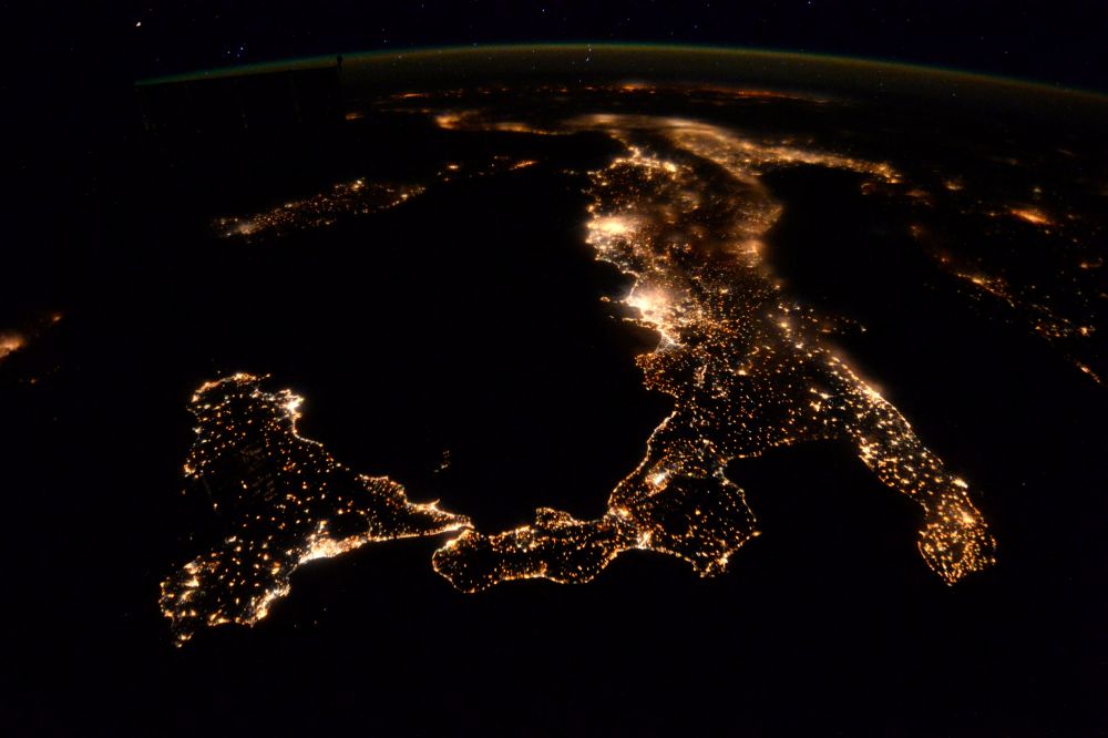 Nimeni nu doarme in Anglia si Italia! Imagini spectaculoase din satelit cu cele doua tari din finala Euro 2020_2