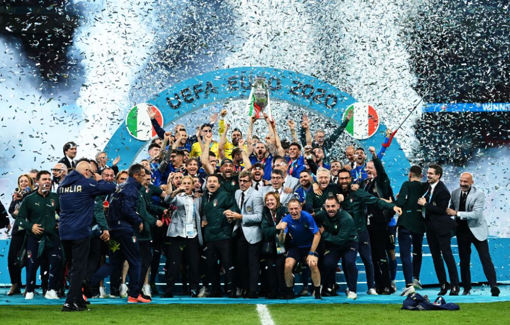 VIDEO | Italienii au facut senzatie in autocar! Cum s-au bucurat dupa ce au castigat EURO 2020_5