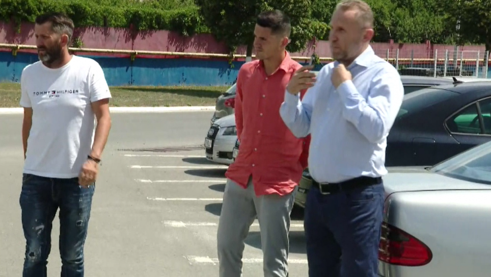 FOTO și VIDEO | Andrei Dumiter a ajuns la baza din Berceni. Fotbalistul care inițial a refuzat FCSB s-a alăturat echipei _6